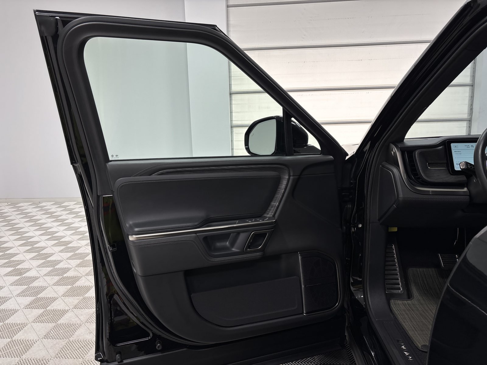 Used 2023 Rivian R1S Adventure Quad AWD/4WD image 16