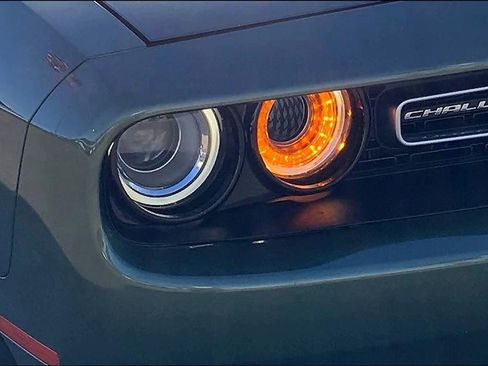 Used 2019 Dodge Challenger R/T w/ Plus Package image 22