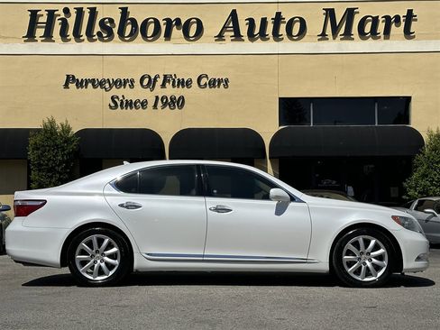 Used 2009 Lexus LS 460 image 4