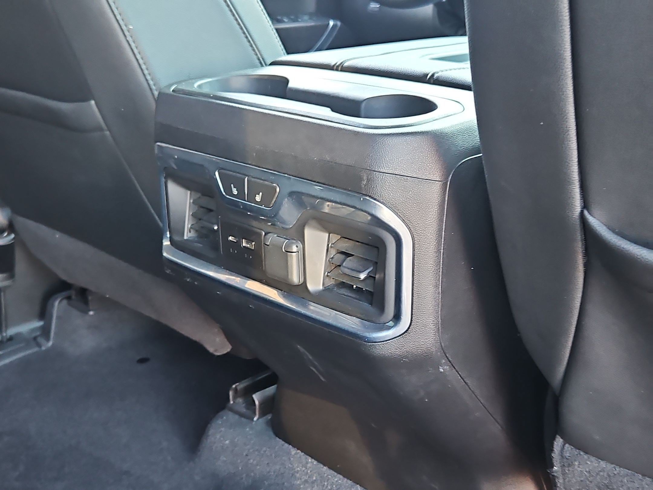 Certified 2021 Chevrolet Silverado 1500 LTZ AWD/4WD image 29