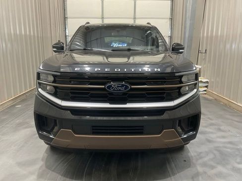 Used 2025 Ford Expedition King Ranch image 2