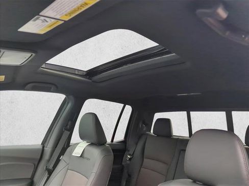 New 2026 Honda Ridgeline Black Edition image 17