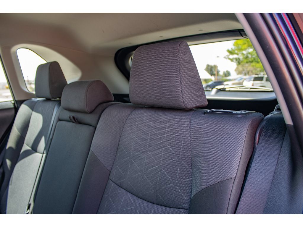Used 2025 Toyota RAV4 XLE w/ Convenience Package AWD/4WD image 18