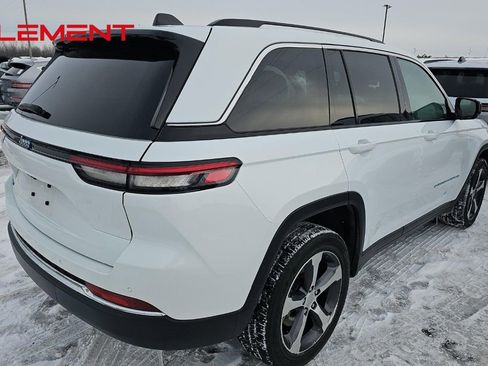 Used 2022 Jeep Grand Cherokee Limited 4xe image 4