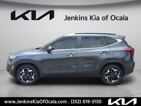 Certified 2025 Kia Seltos EX FWD image 6