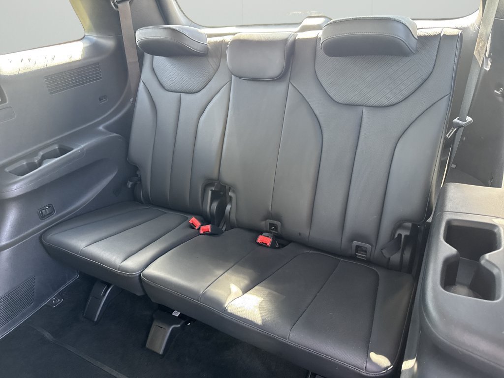 Used 2025 Hyundai Palisade SEL AWD/4WD image 14