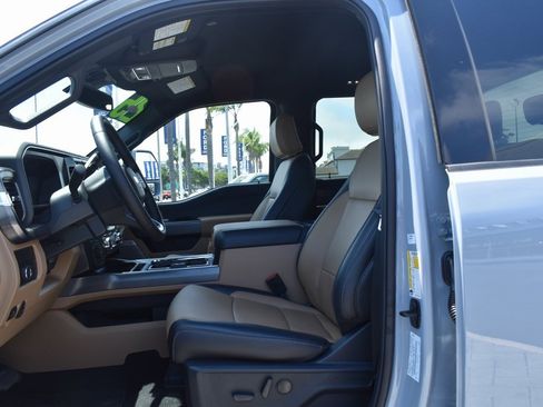 Used 2025 Ford F450 Lariat w/ FX4 Off-Road Package image 23