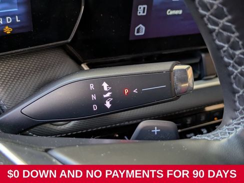 Used 2025 Chevrolet Equinox LT FWD image 18