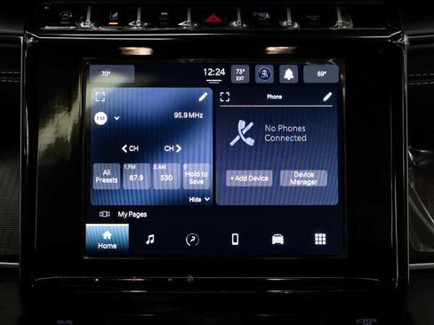 Used 2025 Jeep Grand Cherokee Laredo X AWD/4WD image 14