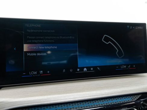 Used 2025 BMW 430i Coupe w/ Premium Package image 25