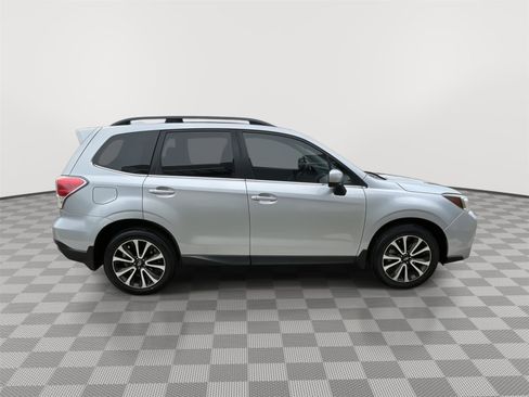 Used 2017 Subaru Forester 2.0XT Premium image 8