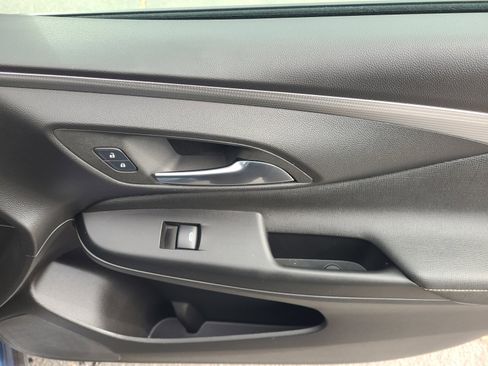 Used 2025 Buick Envista Avenir image 31