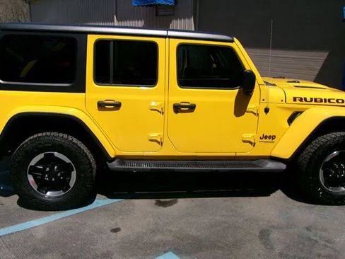 Used 2020 Jeep Wrangler Unlimited Rubicon AWD/4WD image 8