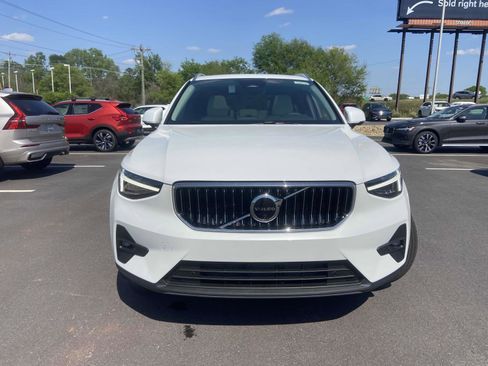 New 2025 Volvo XC40 B5 Ultra w/ Climate Package image 2
