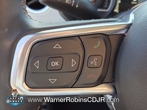 Used 2024 Jeep Wrangler Unlimited Sahara AWD/4WD image 27