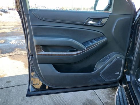Used 2018 Chevrolet Tahoe LT image 21