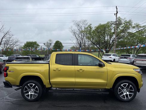 Used 2023 Chevrolet Colorado Z71 w/ Z71 Convenience Package 2 AWD/4WD image 7