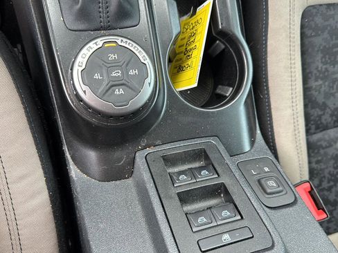 Used 2021 Ford Bronco Wildtrak image 20