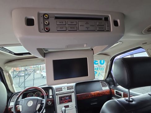 Used 2003 Lincoln Navigator Luxury image 14