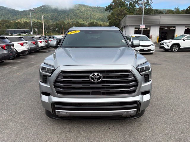 Used 2025 Toyota Sequoia Limited w/ Tow Technology Package AWD/4WD image 7