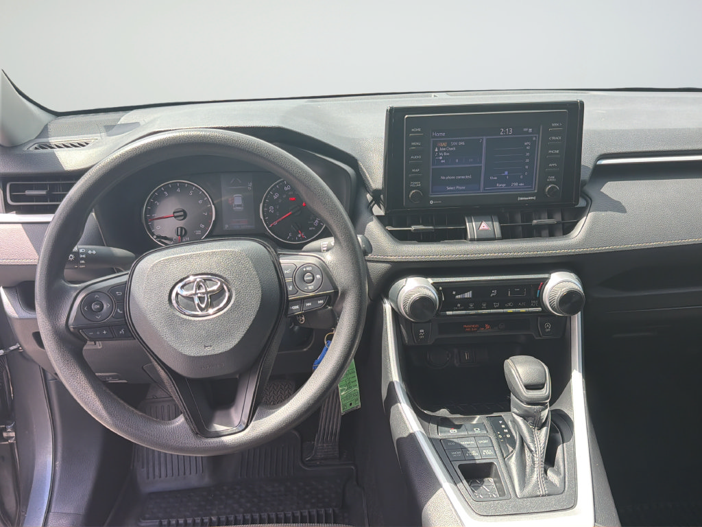Used 2021 Toyota RAV4 LE AWD/4WD image 39