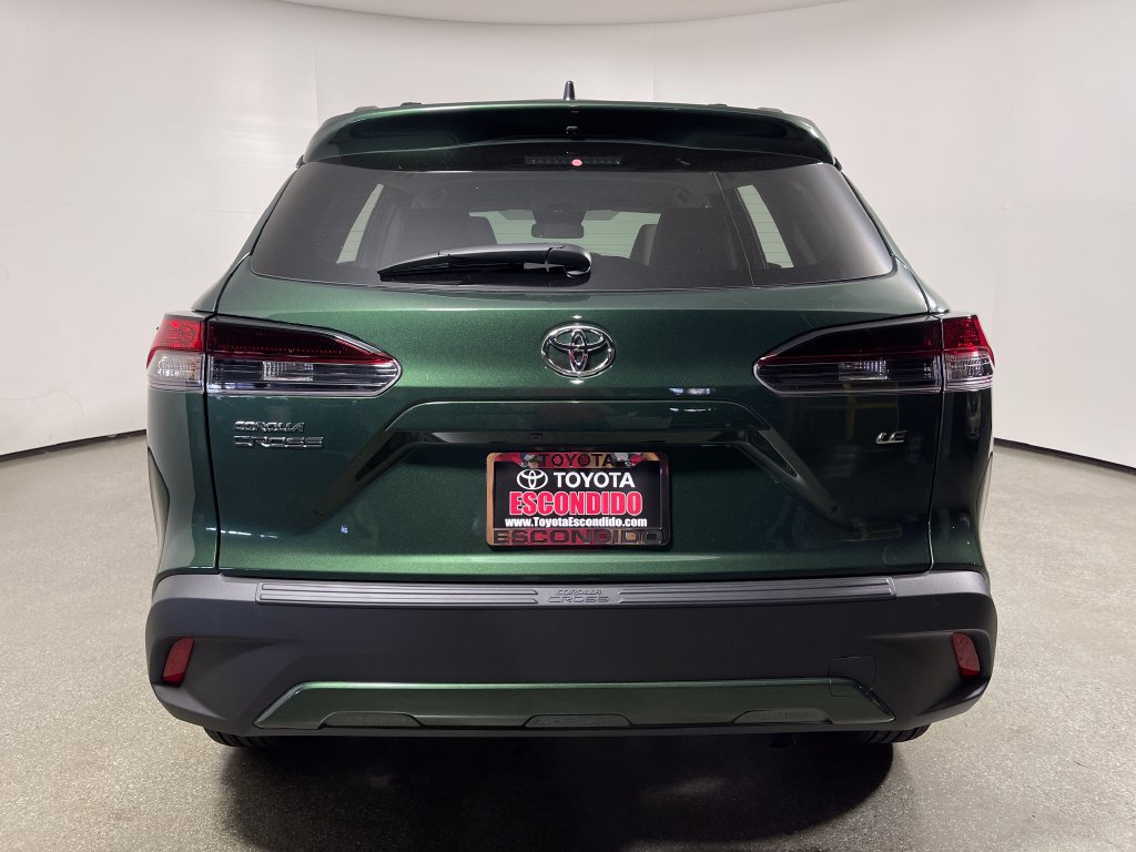 New 2026 Toyota Corolla Cross LE FWD image 4