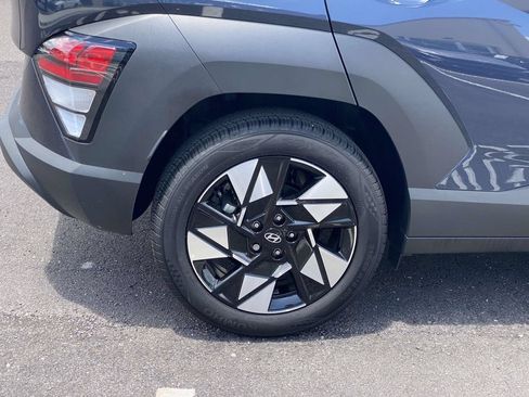 Certified 2025 Hyundai Kona SEL FWD image 4