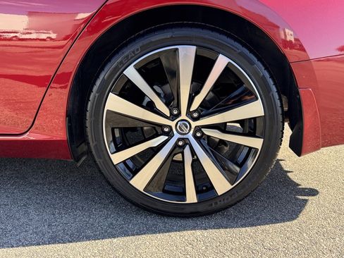 Used 2020 Nissan Altima 2.5 SR image 14