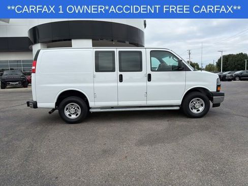 Used 2024 Chevrolet Express 2500 w/ Driver Convenience Package image 12