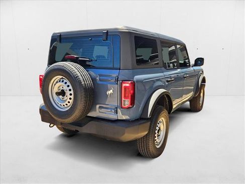 New 2025 Ford Bronco image 2