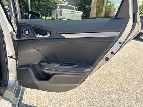 Used 2018 Honda Civic Sport Touring image 13