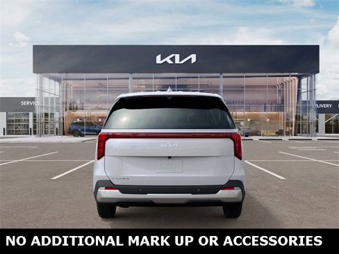 New 2026 Kia Carnival LX image 5