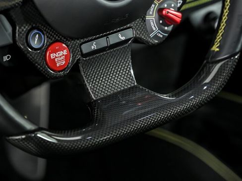 Used 2021 Ferrari F8 Tributo RWD image 26