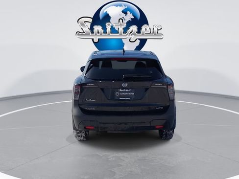 Used 2025 Nissan Kicks SV image 8