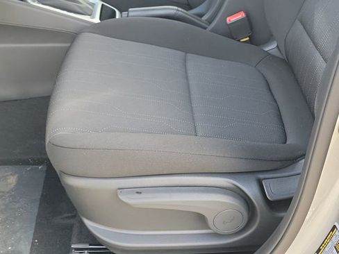 New 2026 Hyundai Venue SE image 15