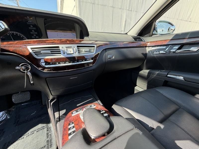 Used 2007 Mercedes-Benz S 550 image 64