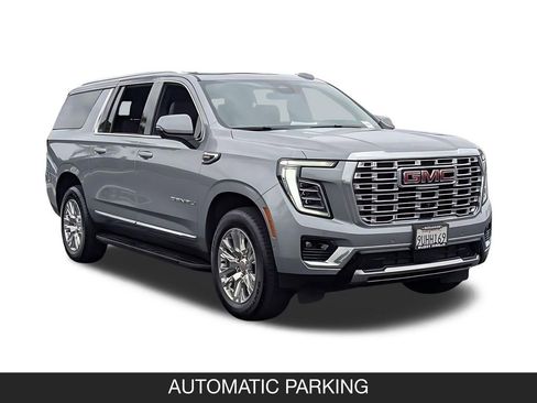 Used 2025 GMC Yukon XL Denali AWD/4WD image 2