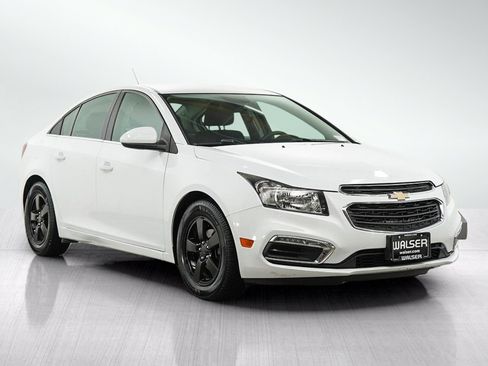 Used 2016 Chevrolet Cruze LT FWD image 7