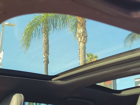 Used 2024 Mercedes-Benz C 300 C 300 image 19