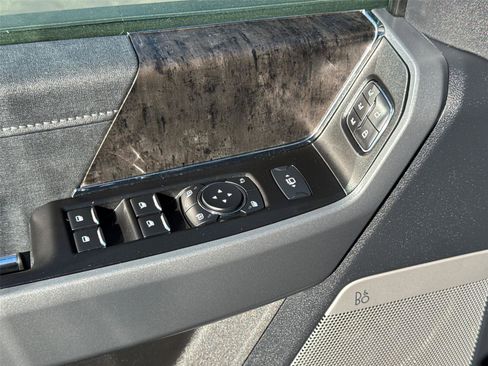 Used 2024 Ford F250 Lariat w/ Lariat Ultimate Package image 28