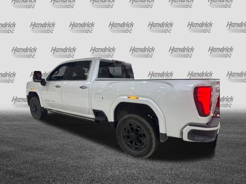 Used 2025 GMC Sierra 2500 Denali Ultimate AWD/4WD image 8