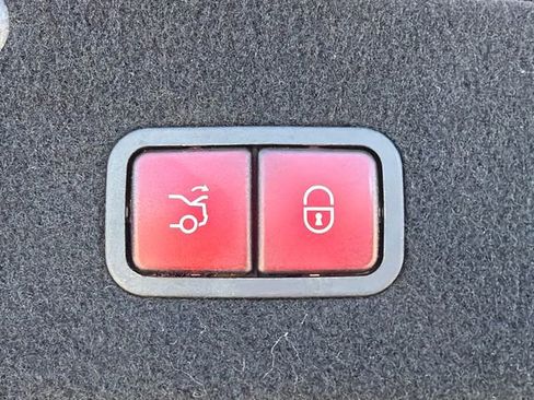 Used 2017 Mercedes-Benz S 63 AMG 4MATIC Sedan image 19