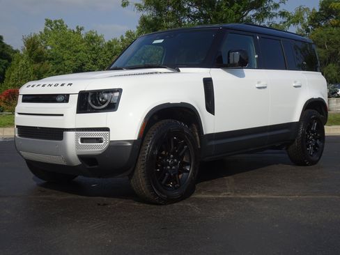 Certified 2024 Land Rover Defender 110 S AWD/4WD image 6