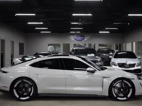 Used 2021 Porsche Taycan 4S w/ Premium Package AWD/4WD image 6