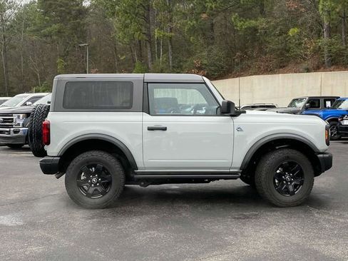 Certified 2024 Ford Bronco Black Diamond image 2