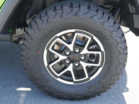 New 2025 Jeep Wrangler Unlimited Rubicon image 31