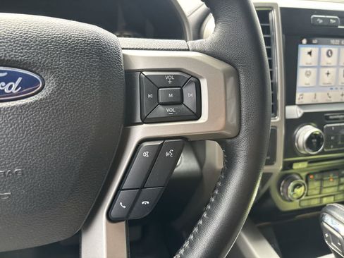 Used 2017 Ford F150 Lariat w/ Equipment Group 501A Mid AWD/4WD image 7