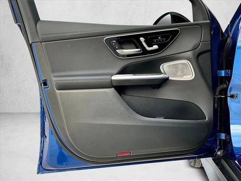 Used 2026 Mercedes-Benz GLC 300 image 26