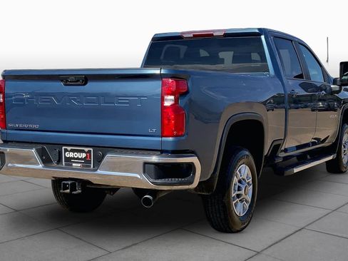 Used 2025 Chevrolet Silverado 2500 LT w/ Convenience Package AWD/4WD image 13