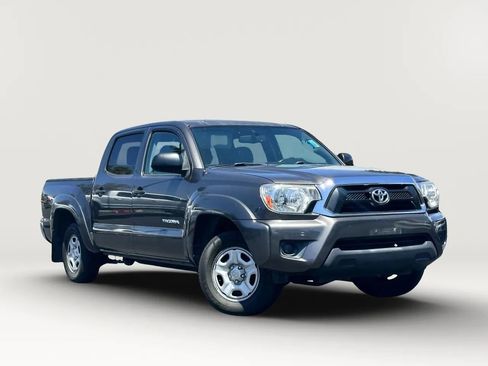 Used 2013 Toyota Tacoma 2WD Double Cab w/ SR5 Pkg image 3